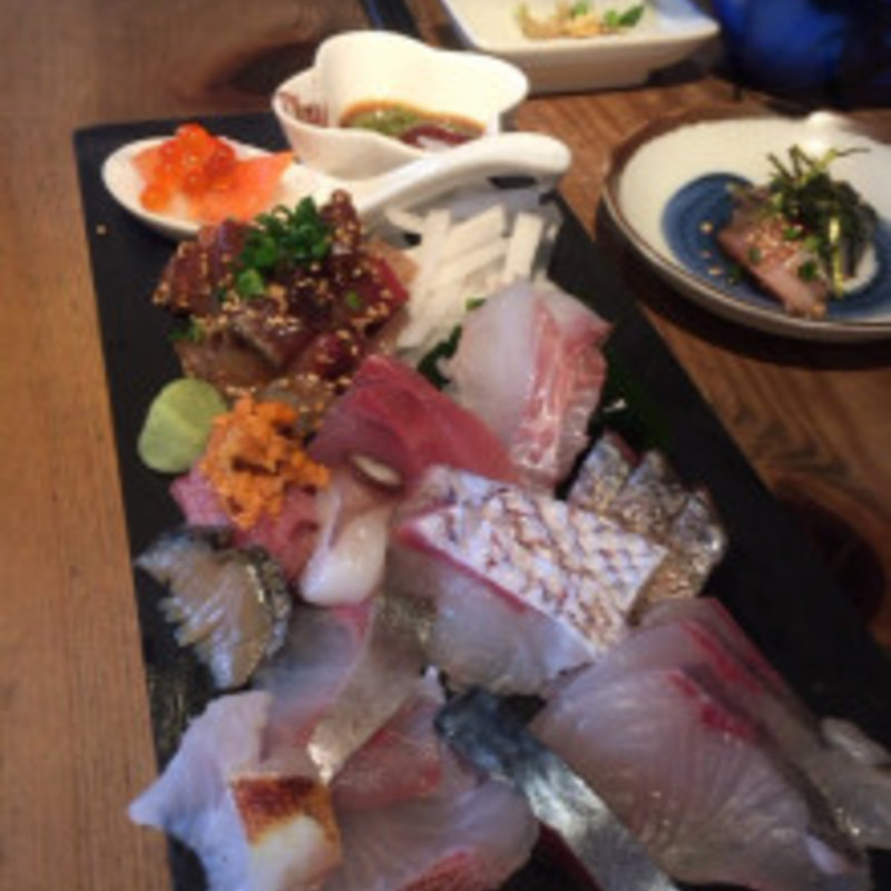 刺身7点盛り(福岡 小野の離れ)