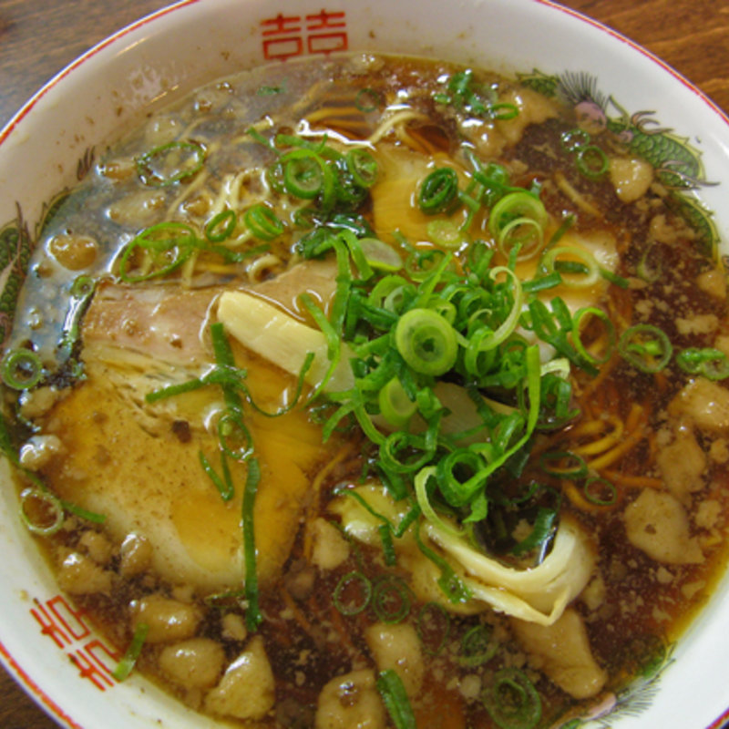 ラーメン(尾道ラーメン 一丁 （おのみちらーめん いっちょう）)