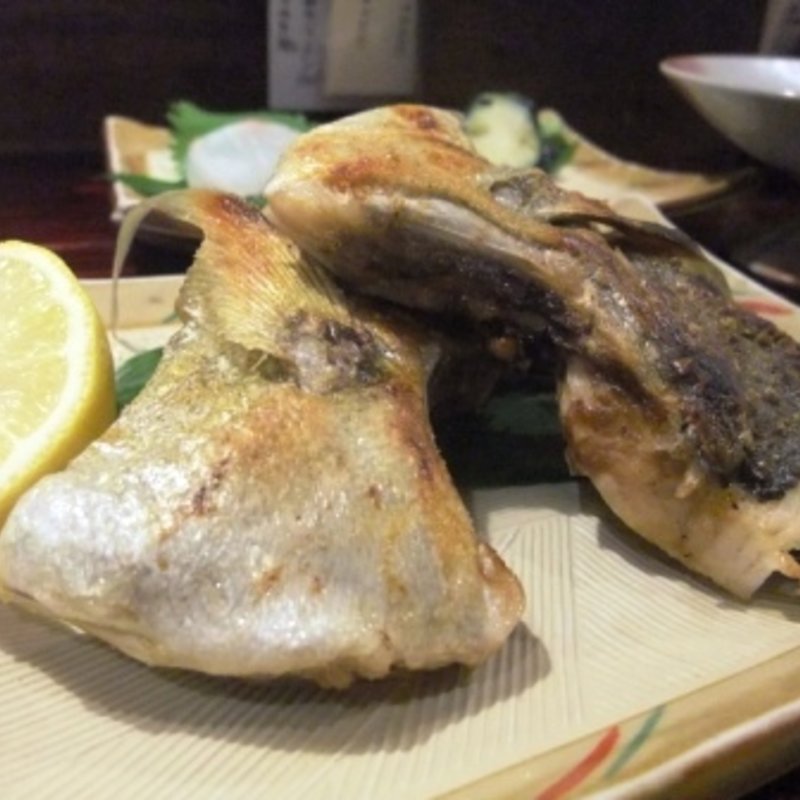 シマアジのカマ焼き(居酒屋 えんむすび )