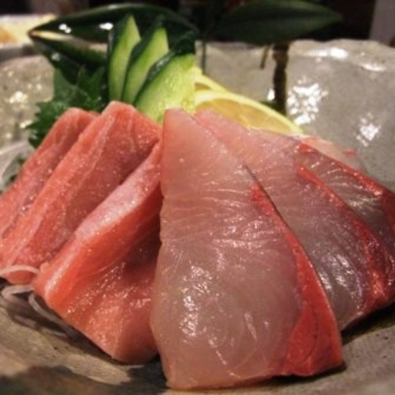 本マグロ入り3種盛り(居酒屋 えんむすび )