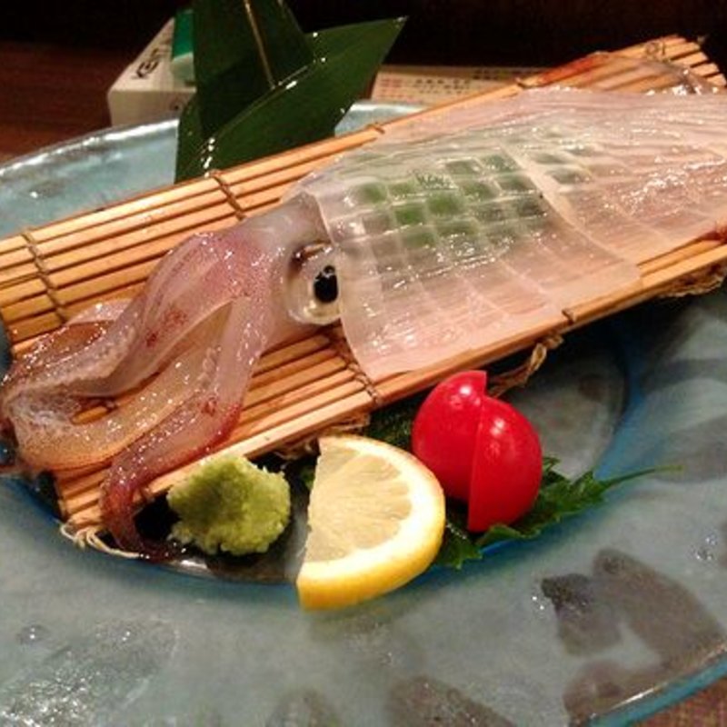 ヤリイカの活き造り 中サイズ(居酒屋 ざかぐら)