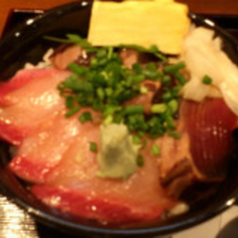 かつお・はまち丼(なお八)