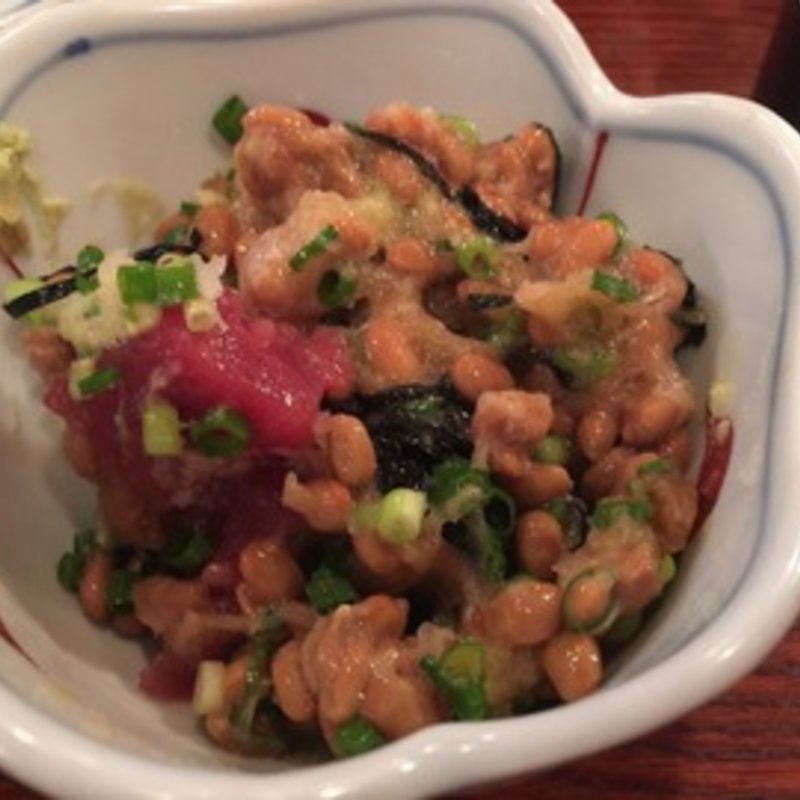 マグロ納豆(居酒屋 三悟晶)