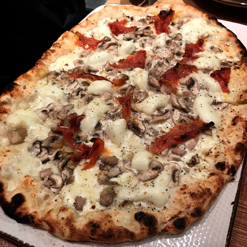 本日のピッツア　マルゲリータ(オービカ モッツァレラバー 六本木ヒルズ店 （OBIKA MOZZARELLA BAR）)