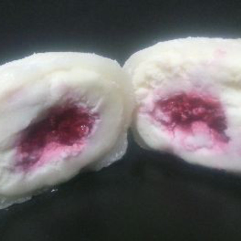 木苺の大福(御菓子司 山口屋)