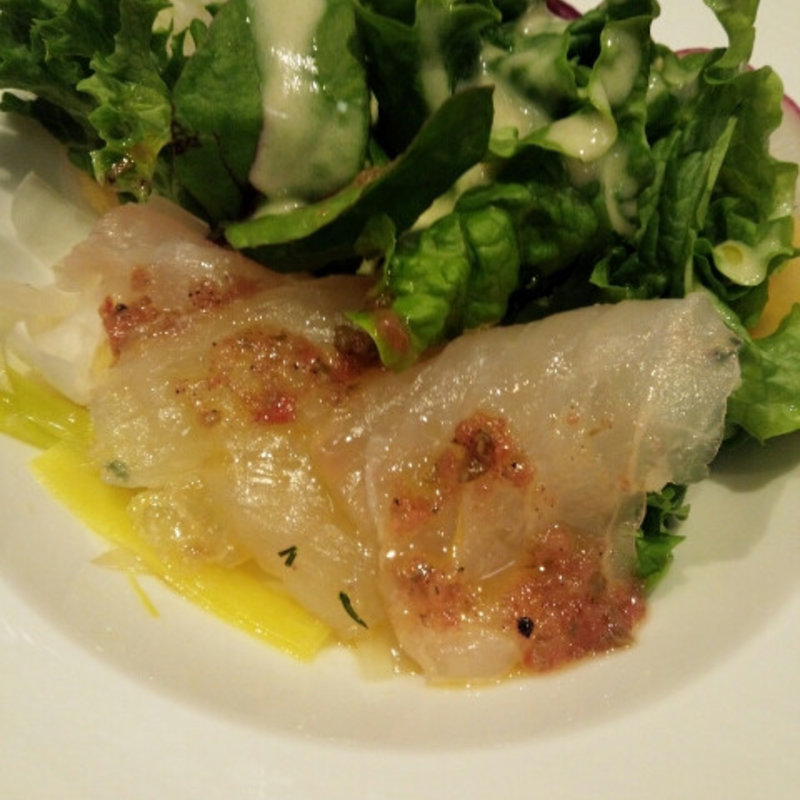 鯛のマリネ　香草風味　サラダ仕立て(鉄板焼「山彦」)
