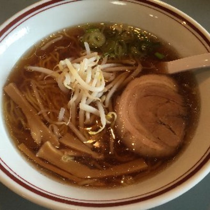 普通のラーメン(山本中華ラーメン )
