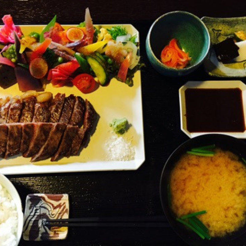 豊後牛のステーキランチ(山椒郎)