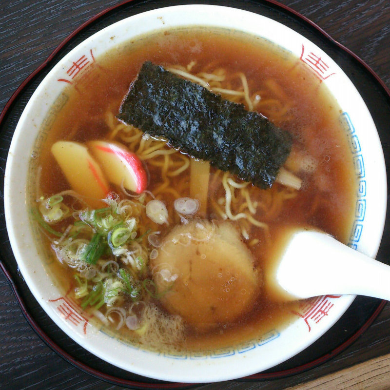 ラーメン(岡田屋)
