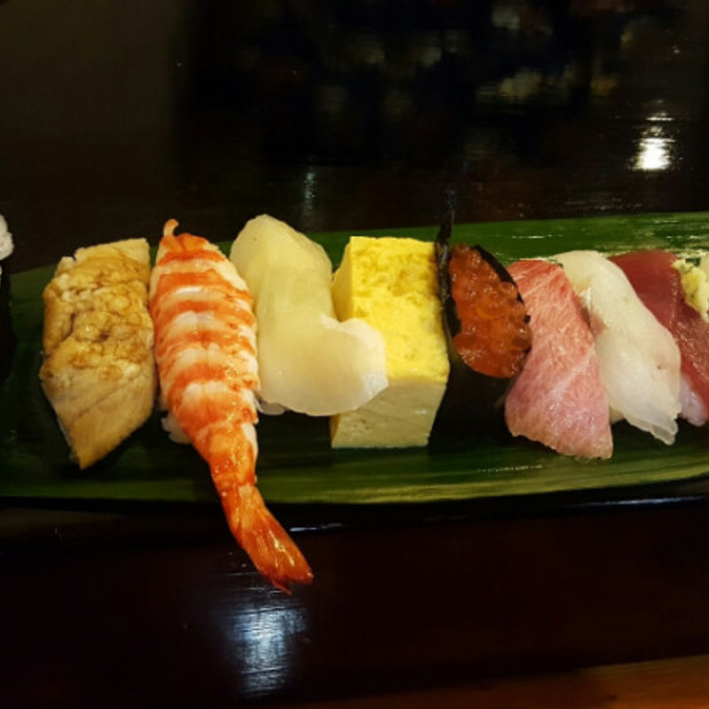 上にぎり(岩佐寿し （いわさずし）)