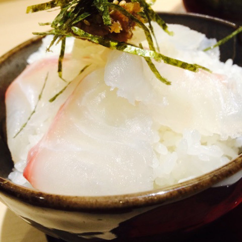 鯛茶漬け(島の恵みと喰らえ 匠～たくみ～ 大門浜松町店)