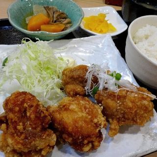 唐揚げ定食　ミックス(川崎鶏唐揚専売店)