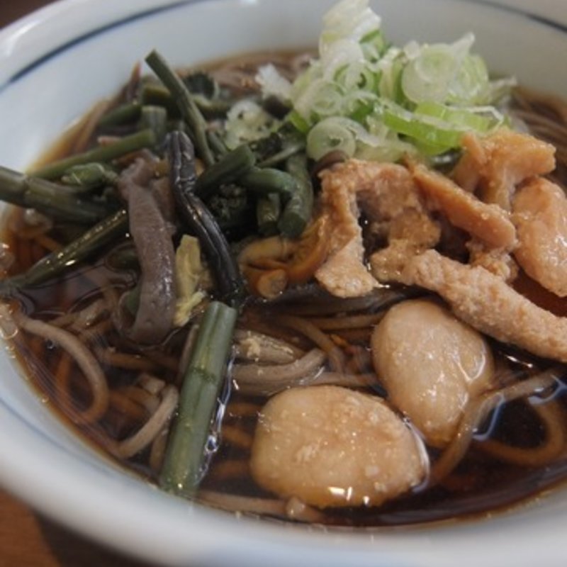 とり肉山菜そば(川村屋 （かわむらや）)