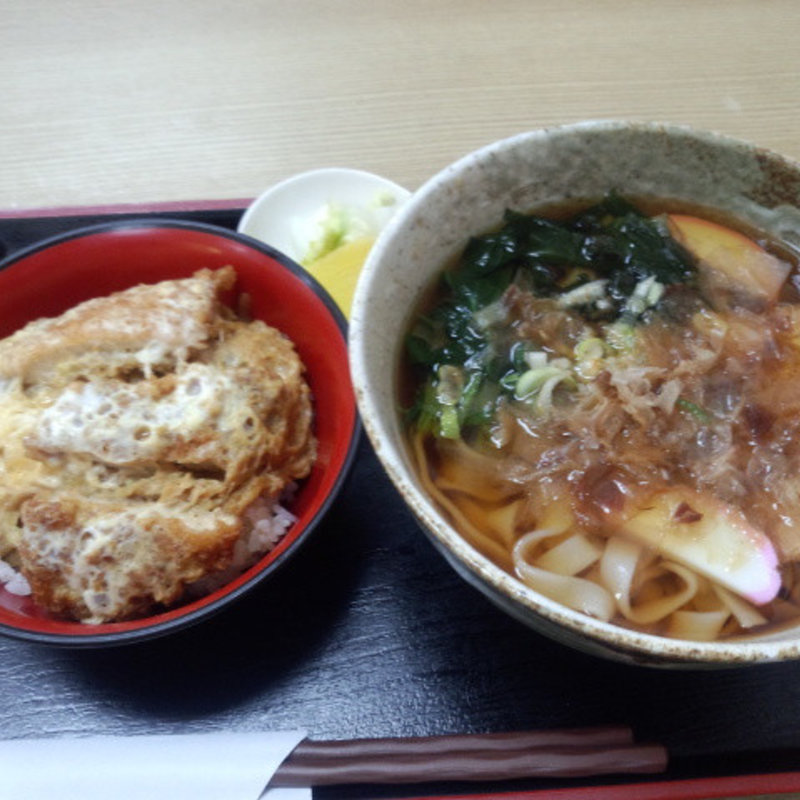 きしめん定食(巴屋食堂)