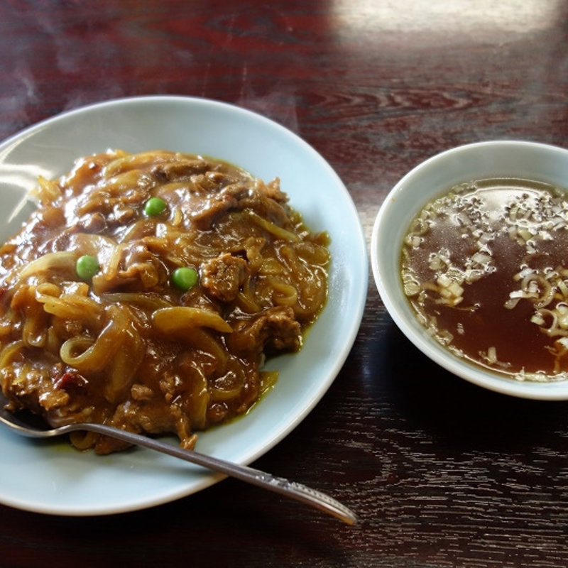 牛肉カレー(（株）市場三幸)