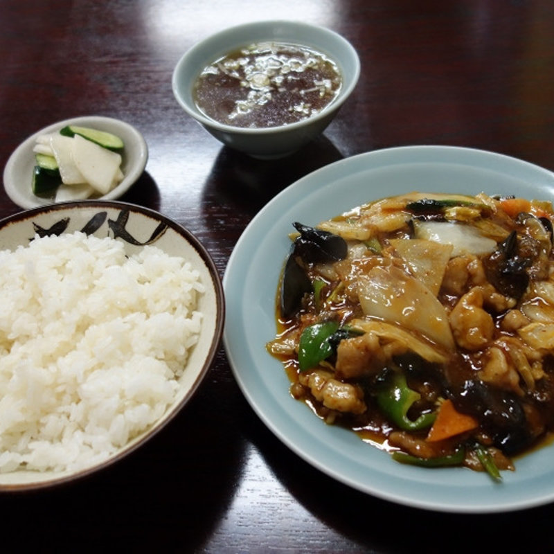 豚肉となすの辛子煮定食(（株）市場三幸)