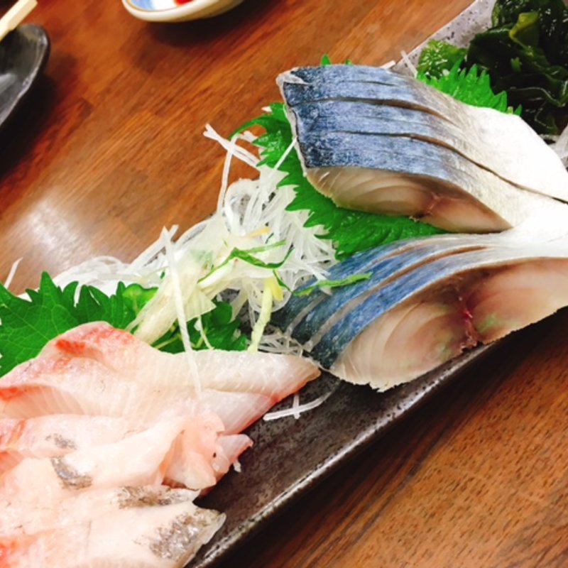 しめ鯖(市場食堂 横須賀中央店)