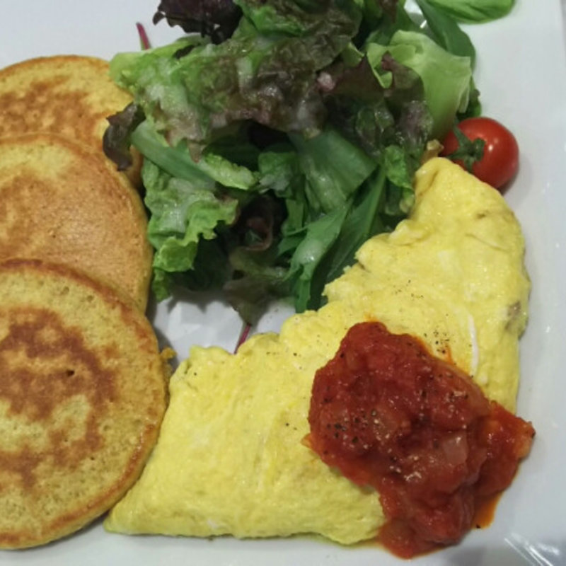 パンケーキときのこオムレツ(幸せのパンケーキ 表参道店)