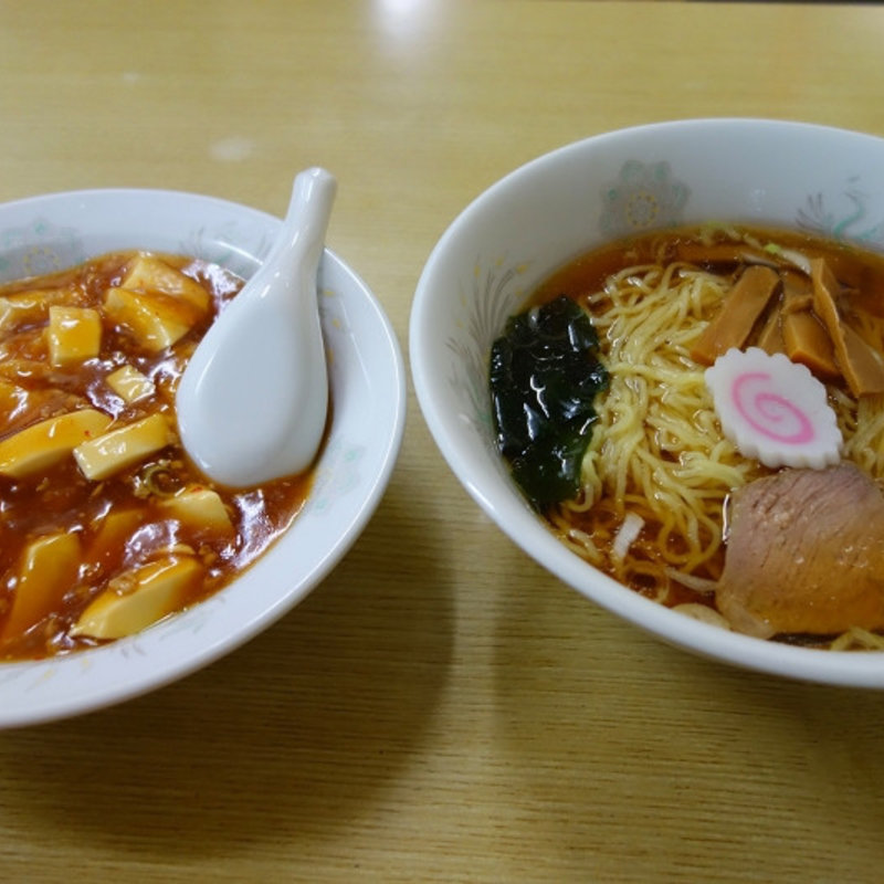 ラーメン+ミニマーボー丼(幸楽)