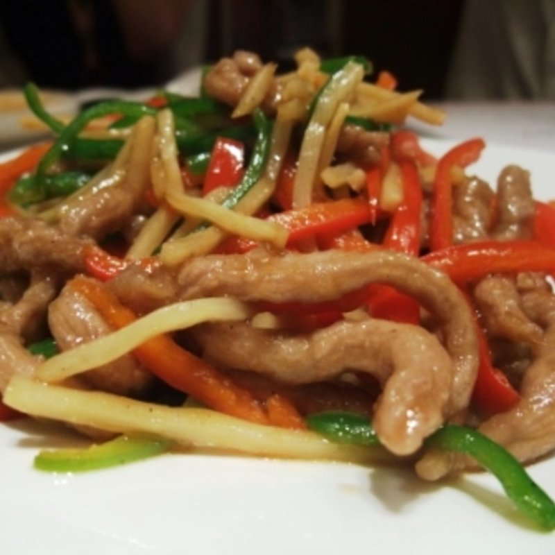 チンジャオロース(幸福粥店（ハッピーコンジー）阪急うめだ)