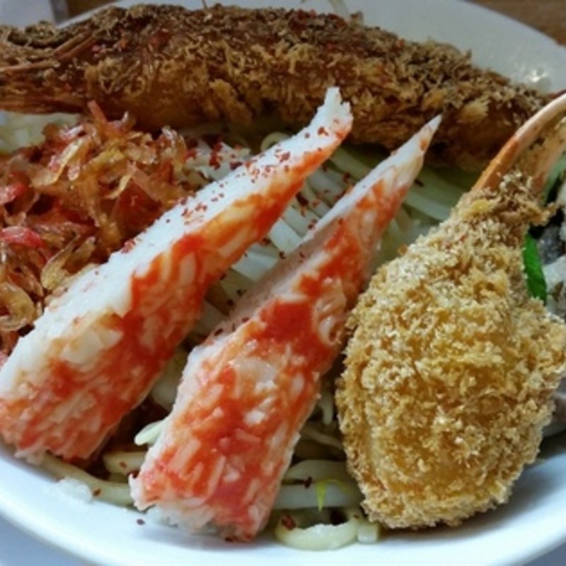 天然えびオイル入り　攻殼機動麺(幻の中華そば加藤屋　伏見にぼ次朗 )