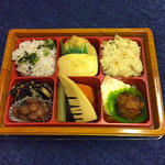 たけのこ御飯と16穀米のヘルシー弁当