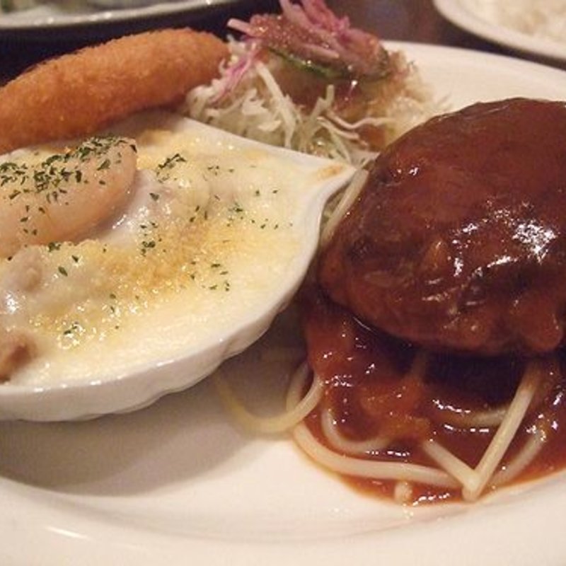 ハンバーグコンボ(庵道珈琲 天神店)