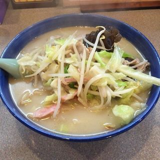 海鮮湯麺(彩華)