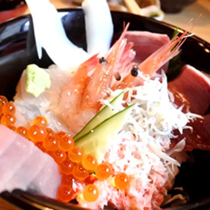 海鮮丼(御食事処 丸栄 )