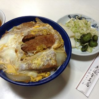 カツ丼(志満金支店)