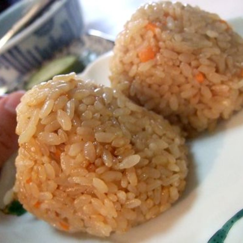 かしわおにぎり(恵味うどん)