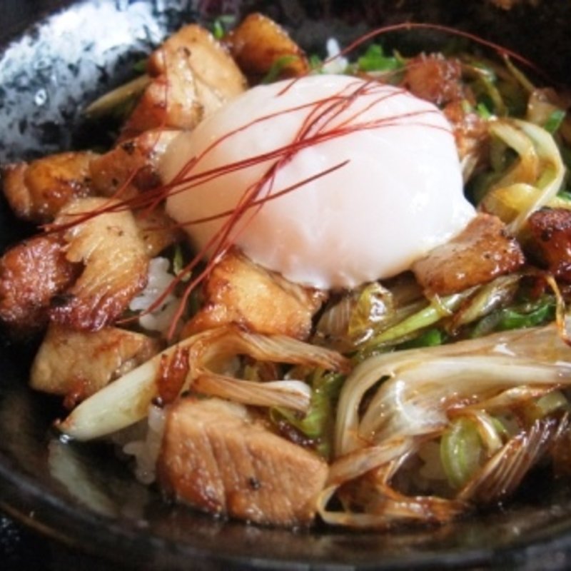 チャーシュー丼(情熱うどん讃州 新大阪店)