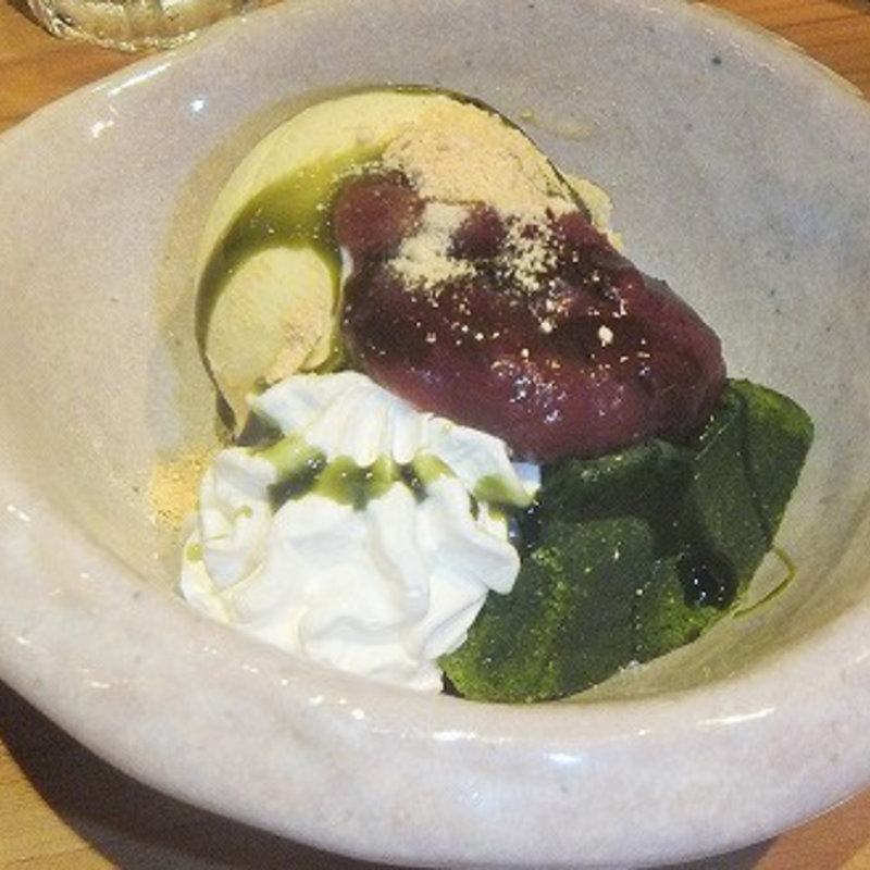 とらえもんアイス(情熱江戸前酒場 とらえもん　神田駅前店)