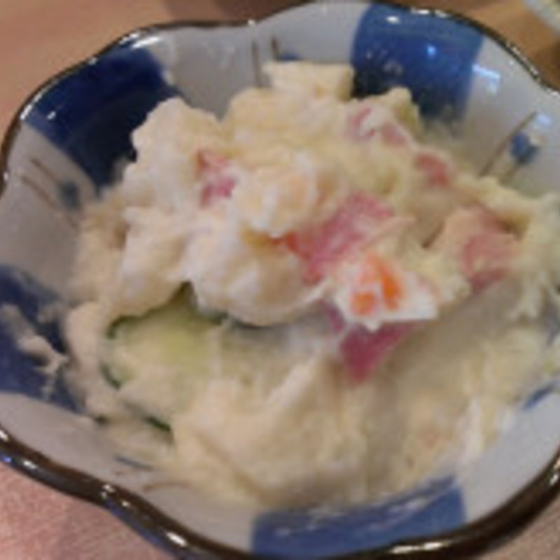 ポテトサラダ(惣菜居酒屋　河ちゃん)