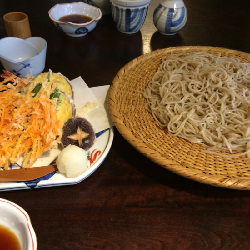 天ぷら盛り合わせ&お蕎麦3合(手打そば かみやま )