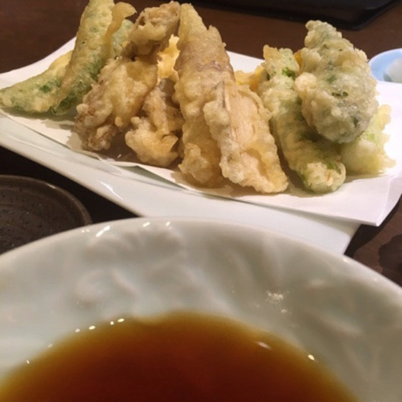 天ぷら(手打そば 田奈部 （たなべ）)