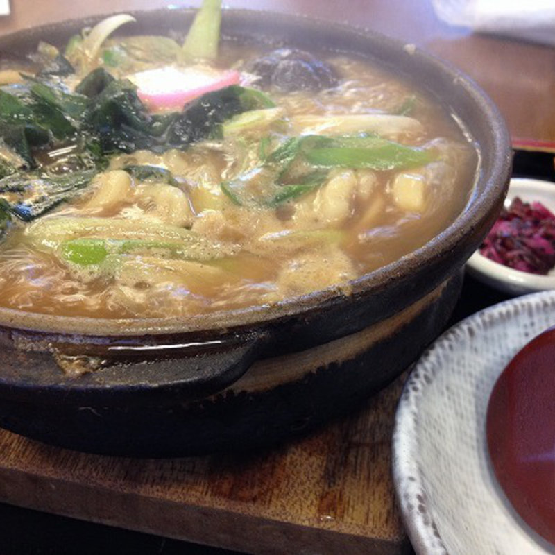 牡蠣入り味噌煮込みうどん(手打ちうどん 恵那 （エナ）)