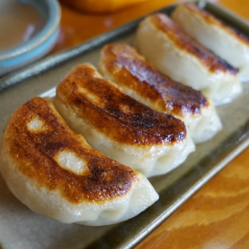 餃子(手打ちらーめん かえで )