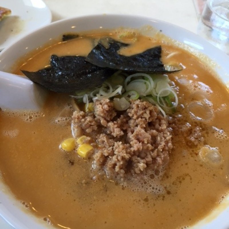 担々麺(手打ちラーメン本丸 )