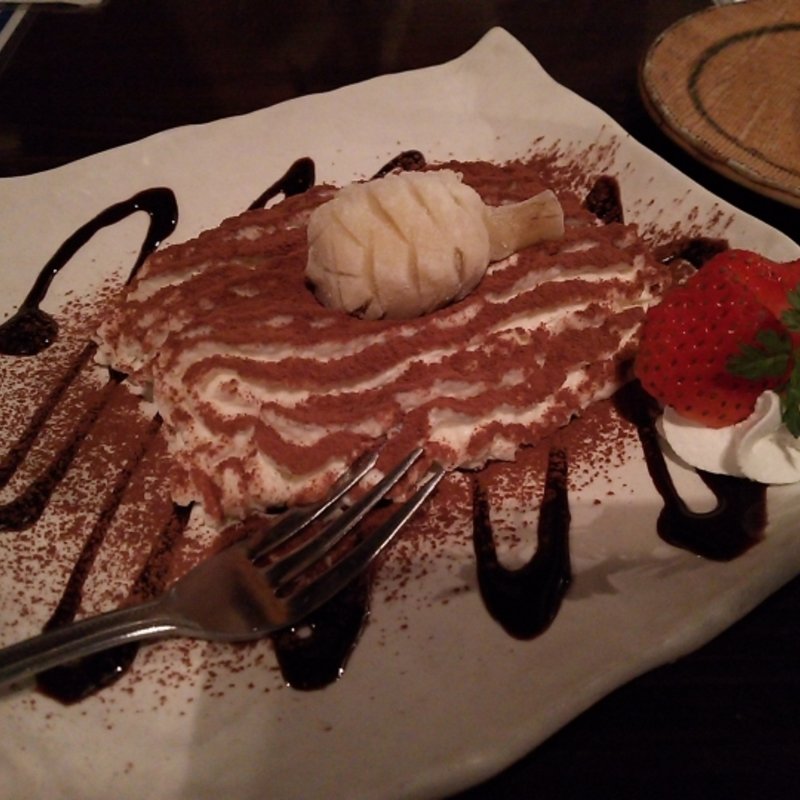 甘煮くわいのティラミス(手羽先道場ぐんけい)