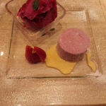 紫芋のムースと葡萄のシャーベット(折おり)