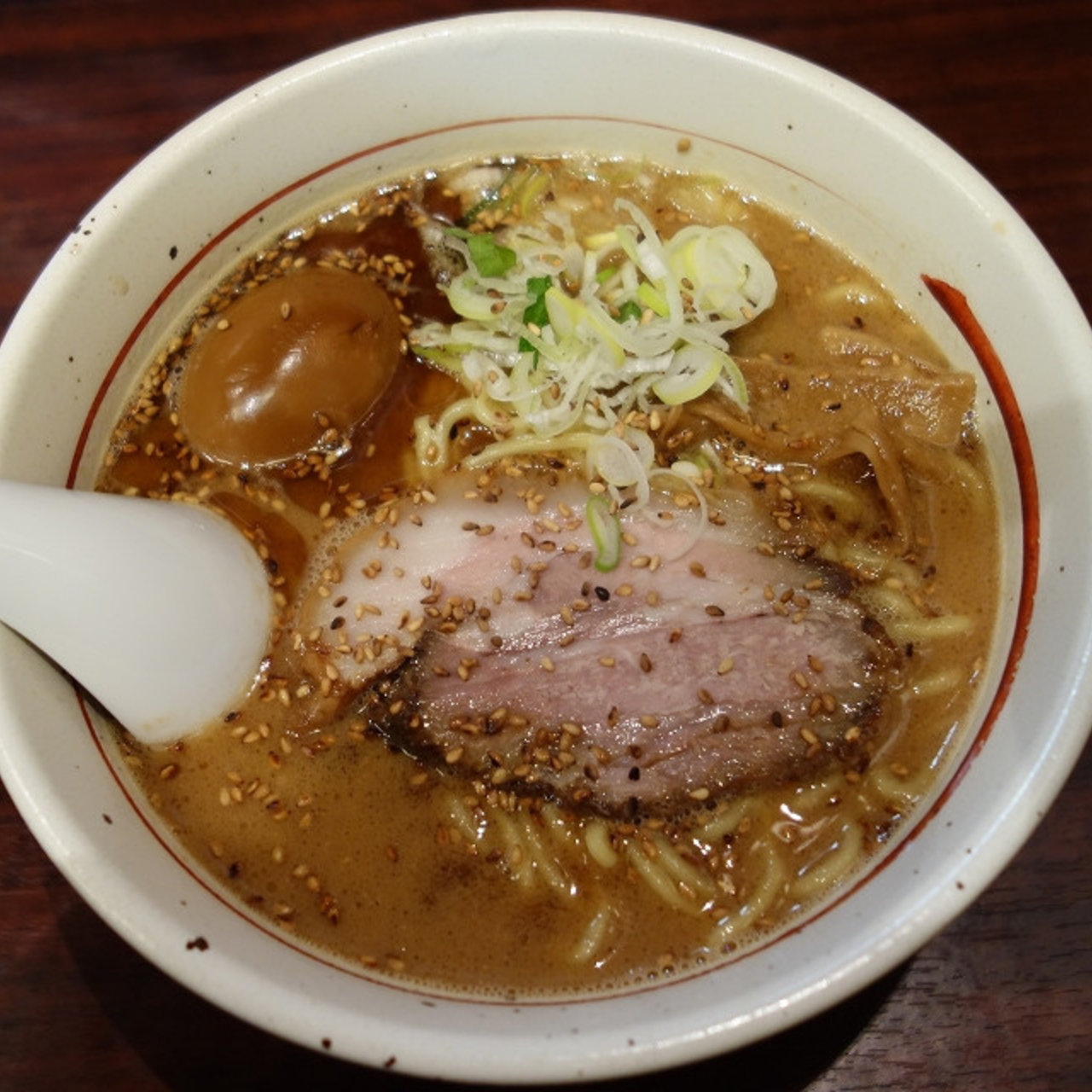 味玉胡麻らーめん(阿修羅)の口コミ一覧 | おいしい！が増える