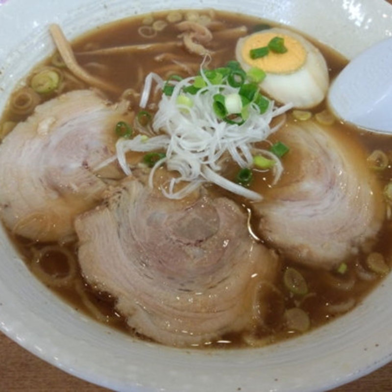 豚バラそば（並：スープ薄め）(支那そば　まき )