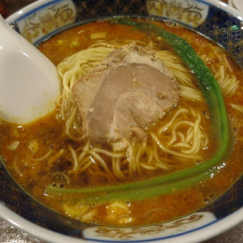 1．担々麺  だんだんめん(はしご 本店)
