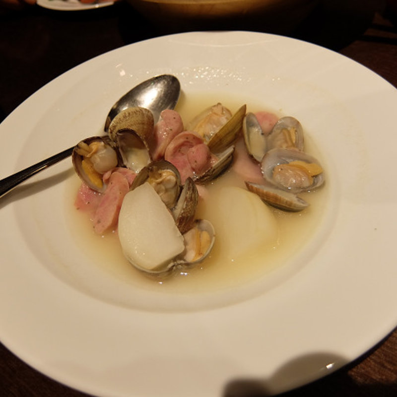 あさりと蕪とソーセージの酒蒸し(文明堂カフェ （BUNMEIDO　CAFE）)
