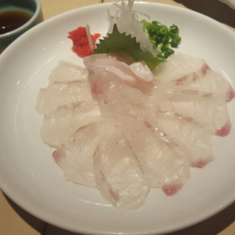 ヒラメのお刺身(炭火屋 文次郎 東神奈川店)