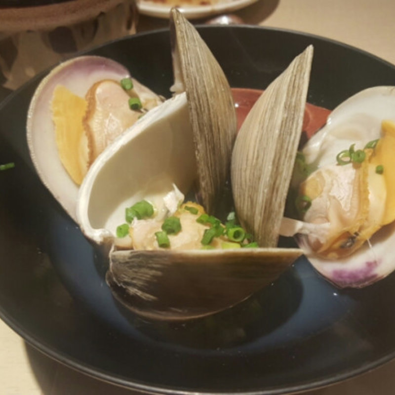 白はまぐり酒蒸し(炭火屋 文次郎 東神奈川店)