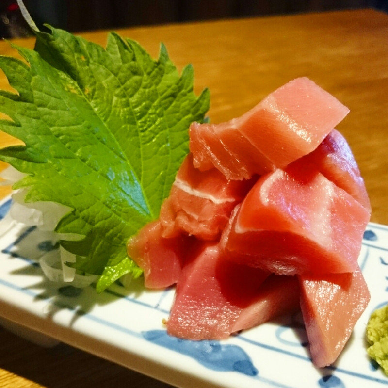 生マグロのぶつ切り(文治)