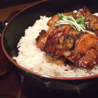 焼鳥丼(新三浦 天神店)