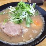 塩豚骨ラーメン(新井商店 )